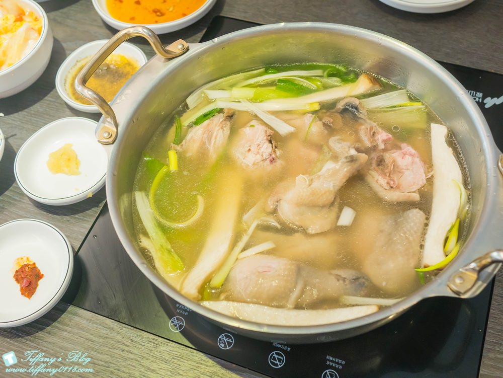 [美食推薦‧台北東區] 孔陵一隻雞/食尚玩家推薦首爾必吃/正宗韓國一隻雞來台灣一號店