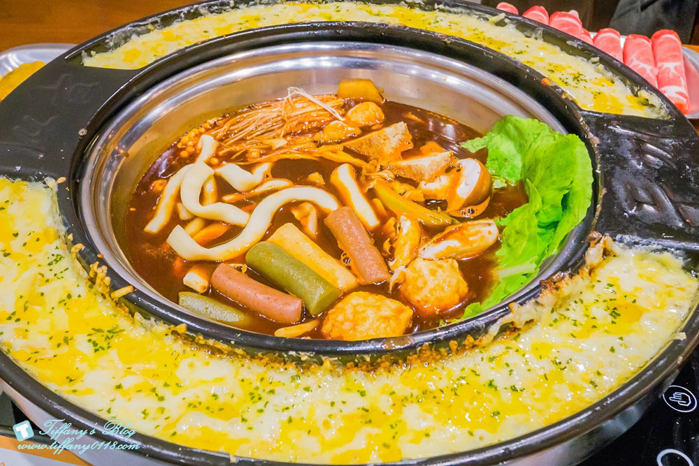 [西門町美食]兩餐韓國年糕火鍋299元吃到飽/正宗韓國年糕+起司炒飯、泡麵、炸物、飲料超多選擇