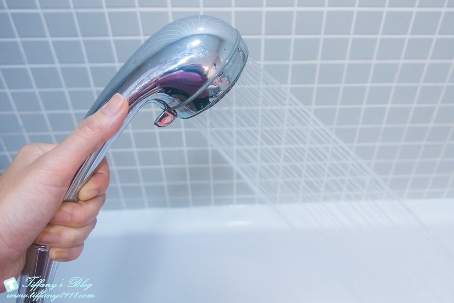 [生活]Takagi 舒適‧淨水Shower蓮蓬頭/隨手止水開關超方便/淨水切換和除氯成分對肌膚和秀髮加倍保護