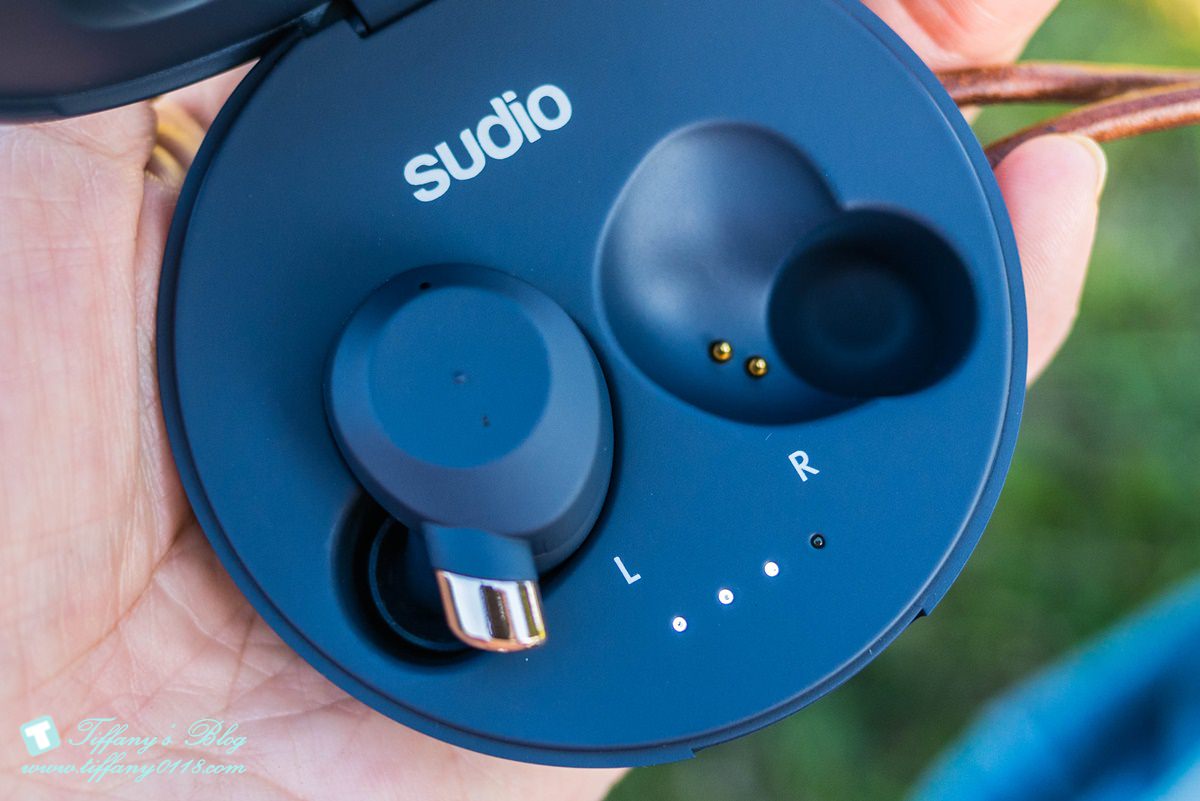 [耳機推薦]Sudio Fem真無線藍牙耳機/內建四個麥克風+多功能觸控介面(專屬折扣碼)
