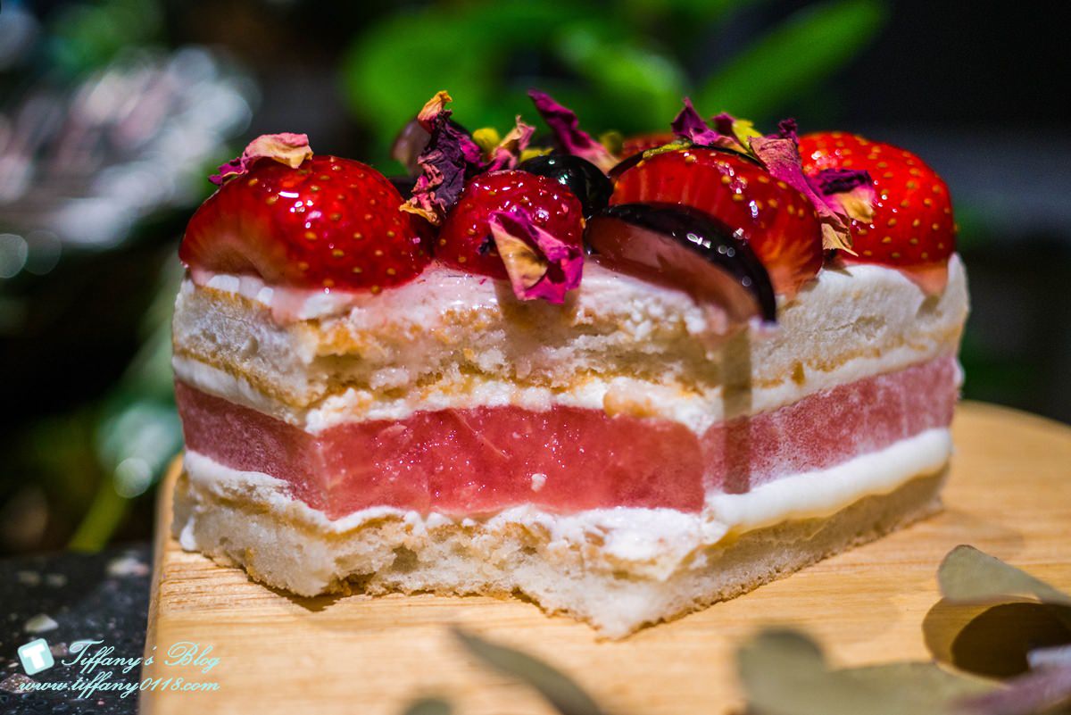 [東區甜點]The Workshop x ytca/草莓西瓜蛋糕保證一吃大為驚豔的平價甜點