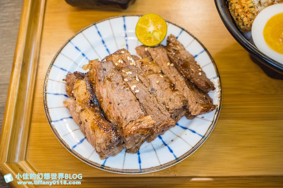 [微風台北車站美食]大河屋燒肉丼串燒(附菜單)/味噌湯飲料喝到飽/丼飯跟串燒都好吃