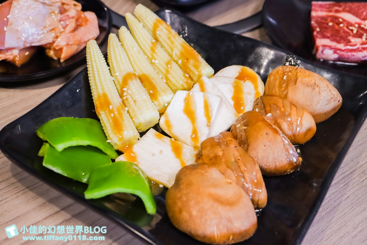 [台中美食]羊角炭火燒肉吃到飽/現撈泰國蝦+生蠔+安格斯牛排任你吃/超過80種食材還有生啤無限暢飲