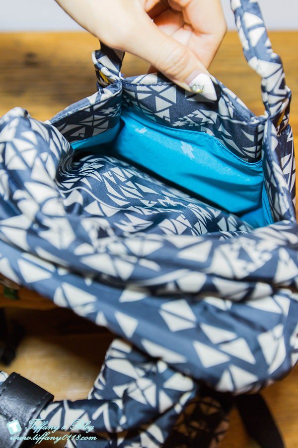 [媽媽包推薦] PAZEAL親子包大容量功能性高/讓媽媽包也可以很時尚!!