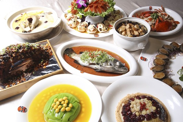 『食記』♥ 經典川菜+道地台粵菜的完美結合。江南滙給妳更多元化的料理選擇~