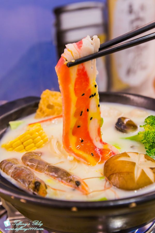 『宜蘭美食』♥ 平價美食嘗鮮–日照日式料理屋。鍋類+丼飯多樣化料理選擇吃飽又吃巧~