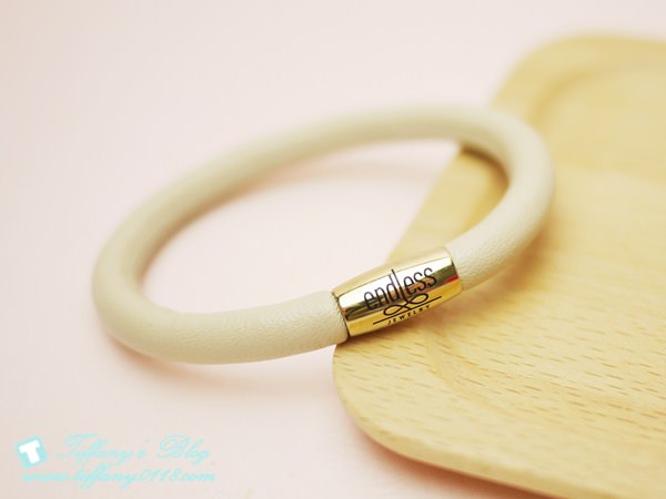 『飾品』♥ 丹麥品牌Endless Jewelry小牛皮手環。串出屬於妳的獨一無二時尚風格配件~